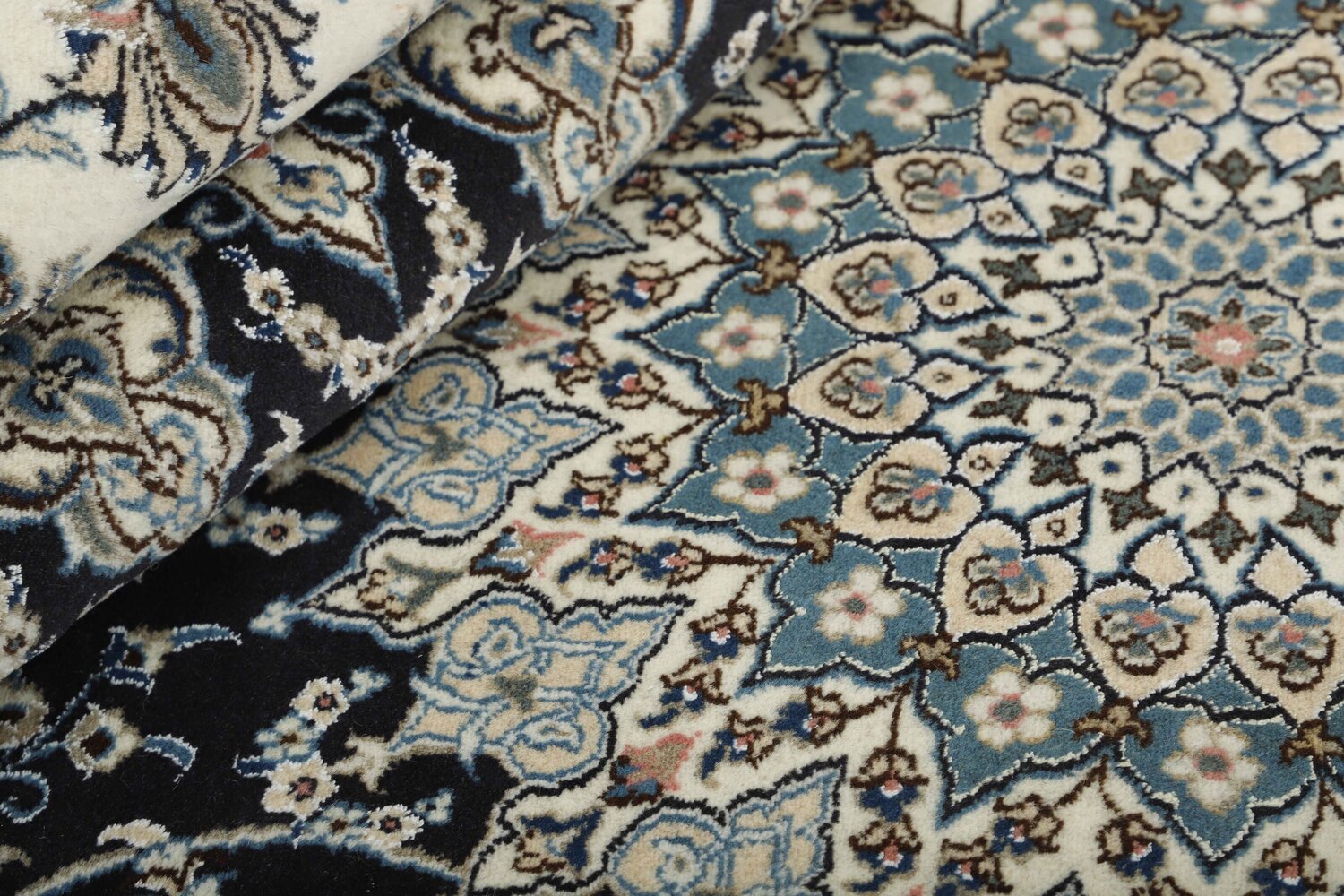 1467594-2.jpg