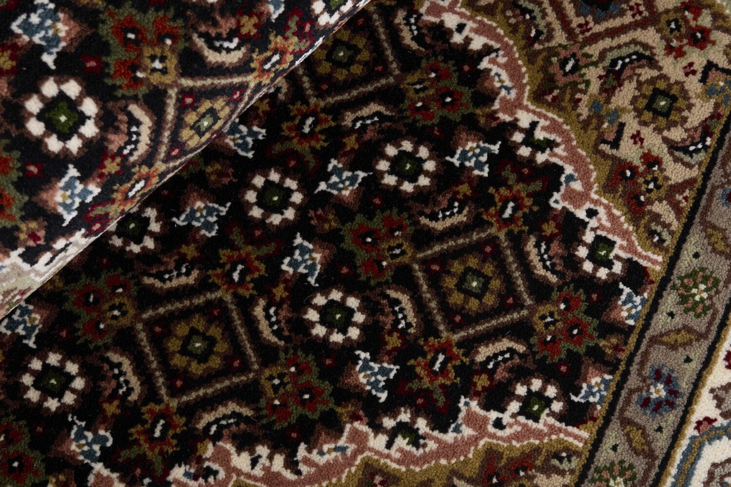 1494520-1.jpg