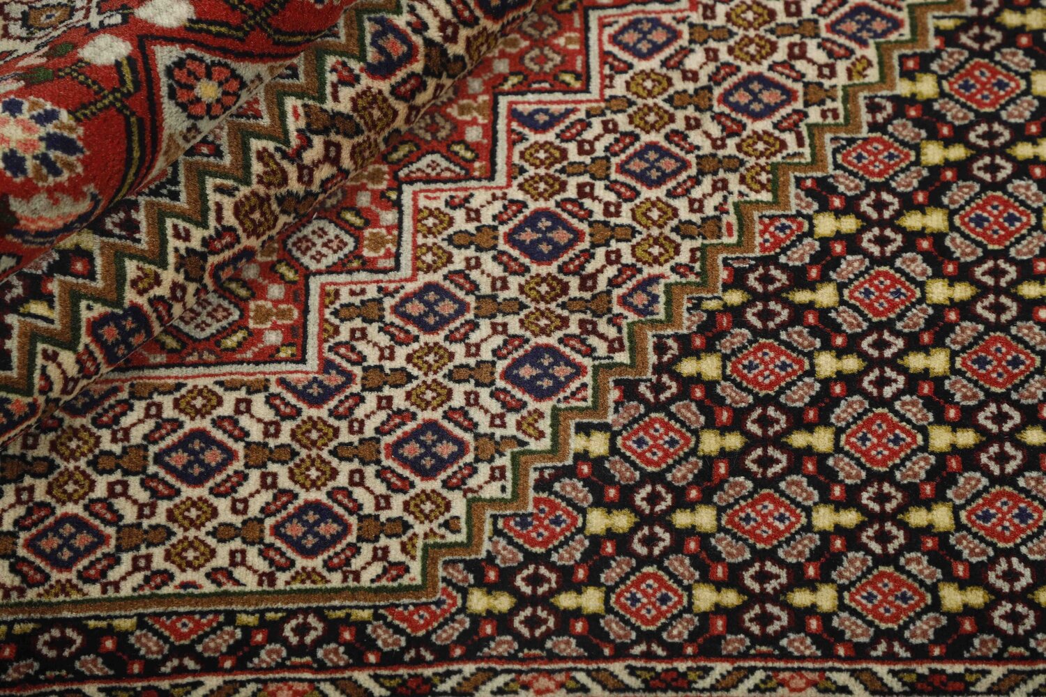 1457567-2.jpg