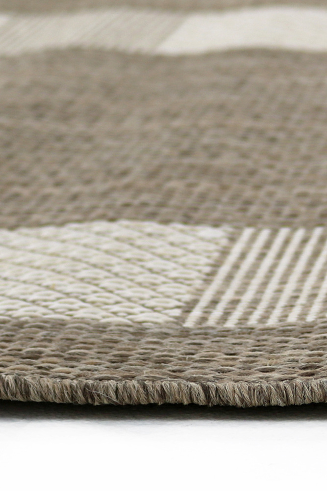 Matta-Zack-Sand-Matt-Tema