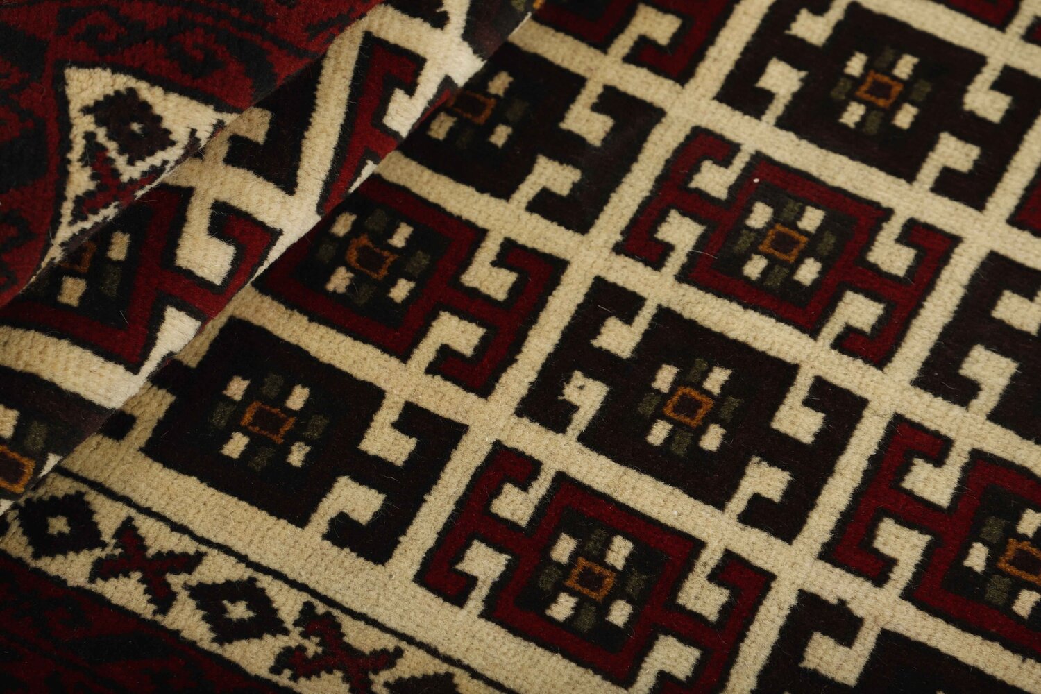 1489644-2.jpg