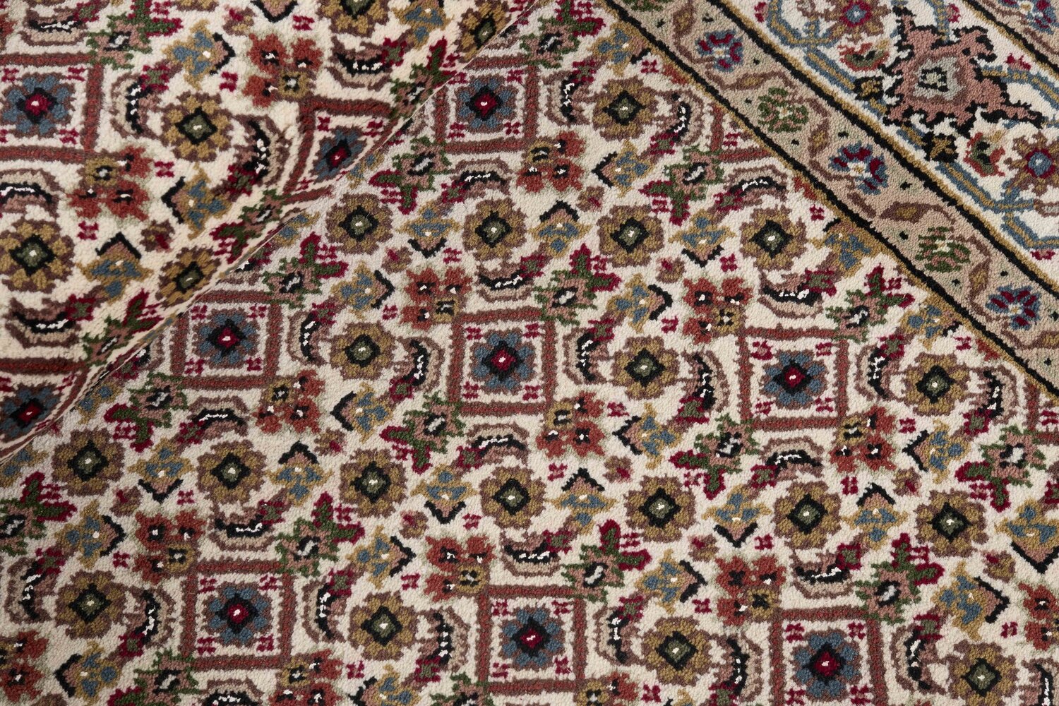 1494459-2.jpg