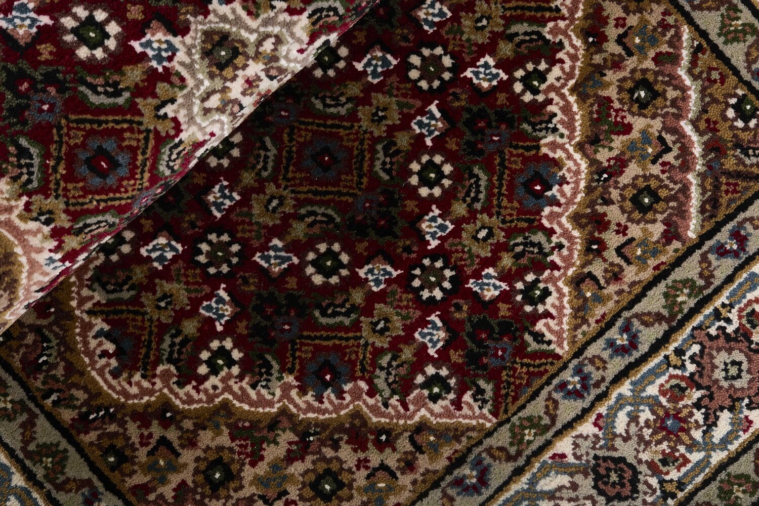 1496920-2.jpg