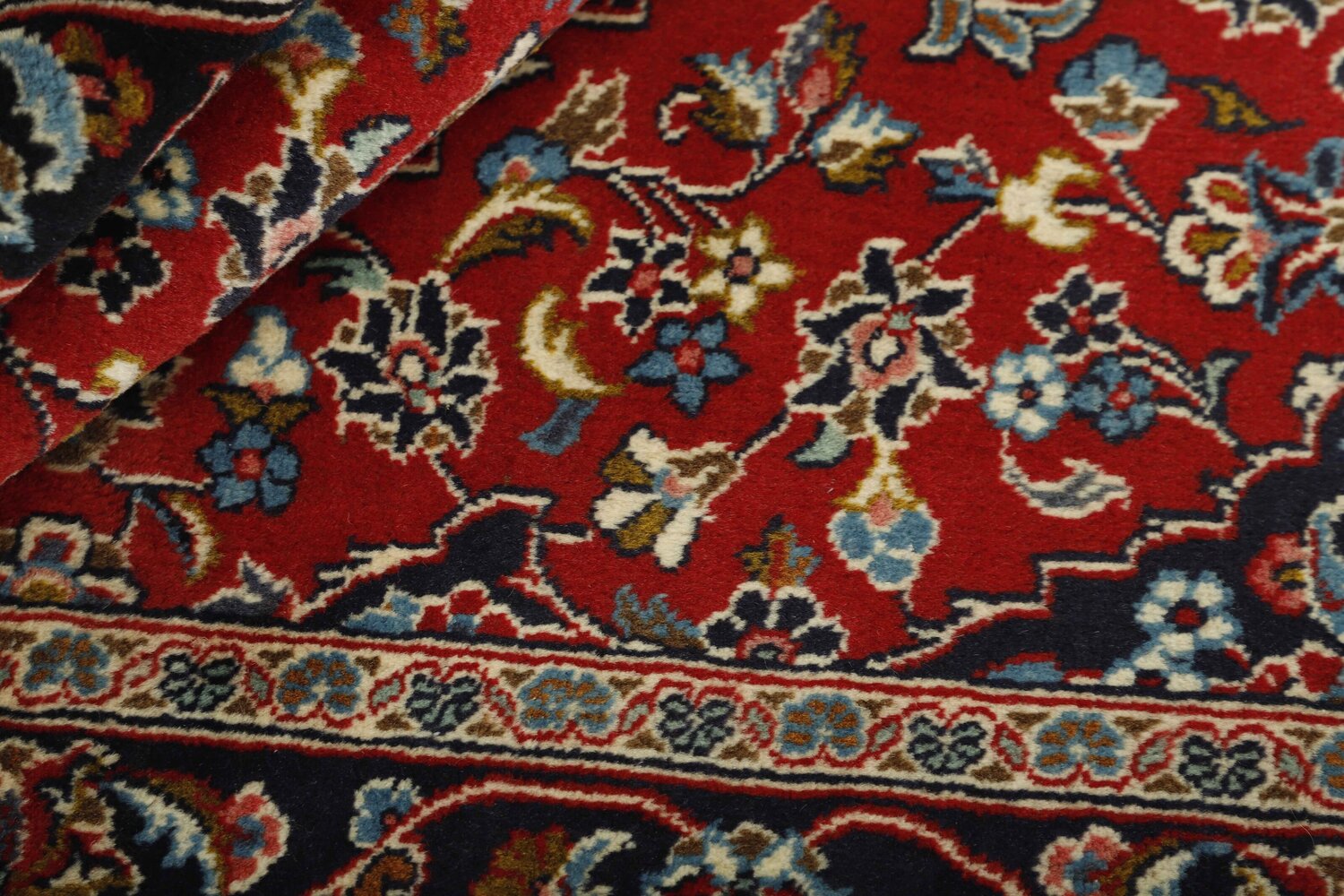 1484913-2.jpg