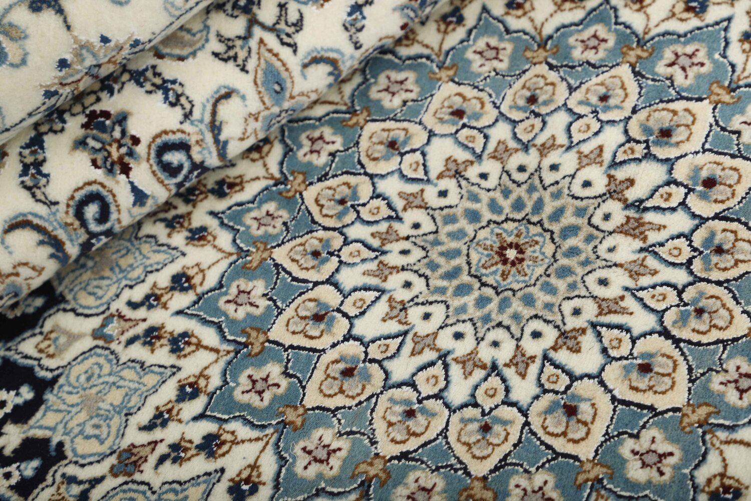 1492655-2.jpg