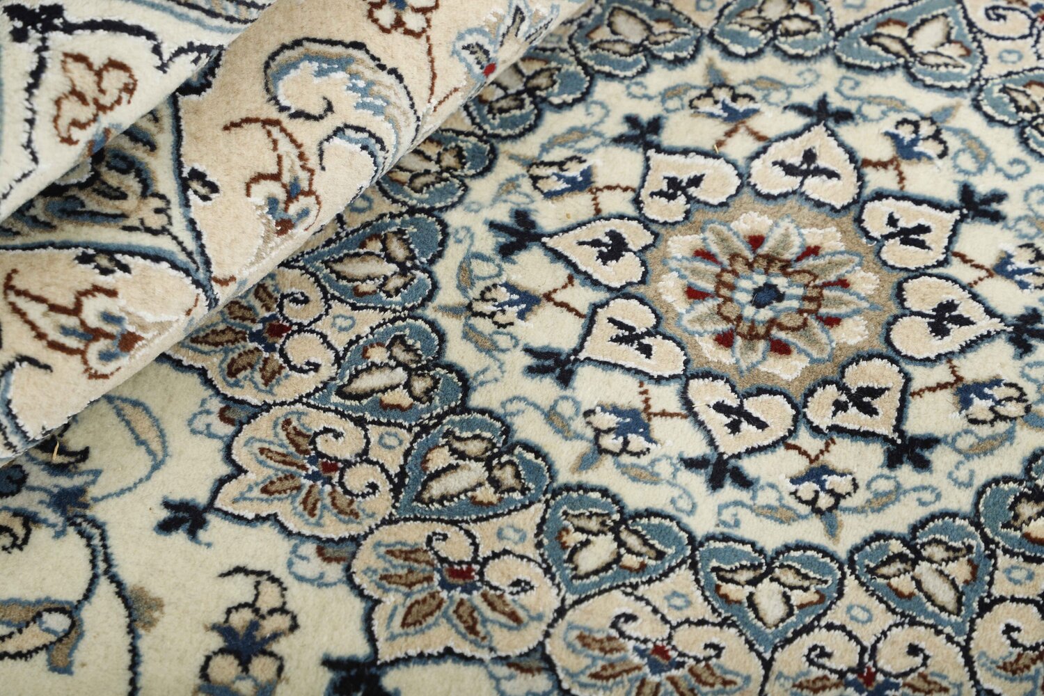 1488184-2.jpg