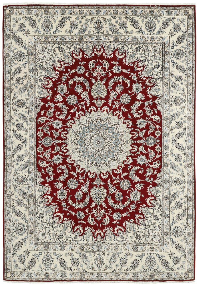 1467596-352x246.jpg