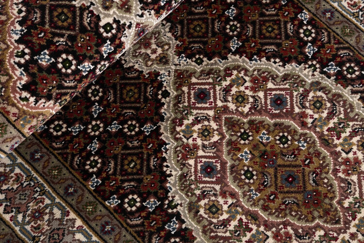 1496924-1.jpg