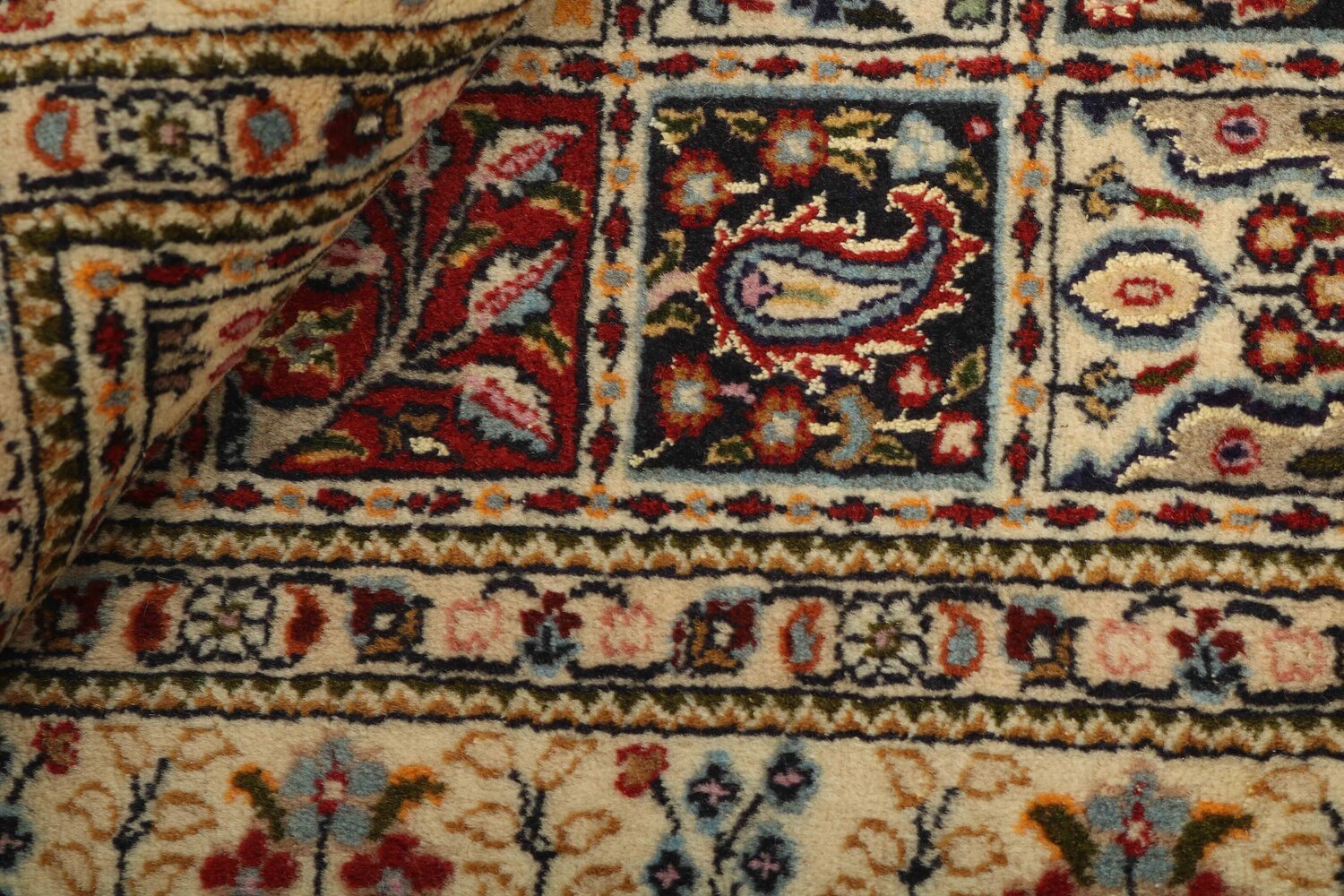1436697-2.jpg