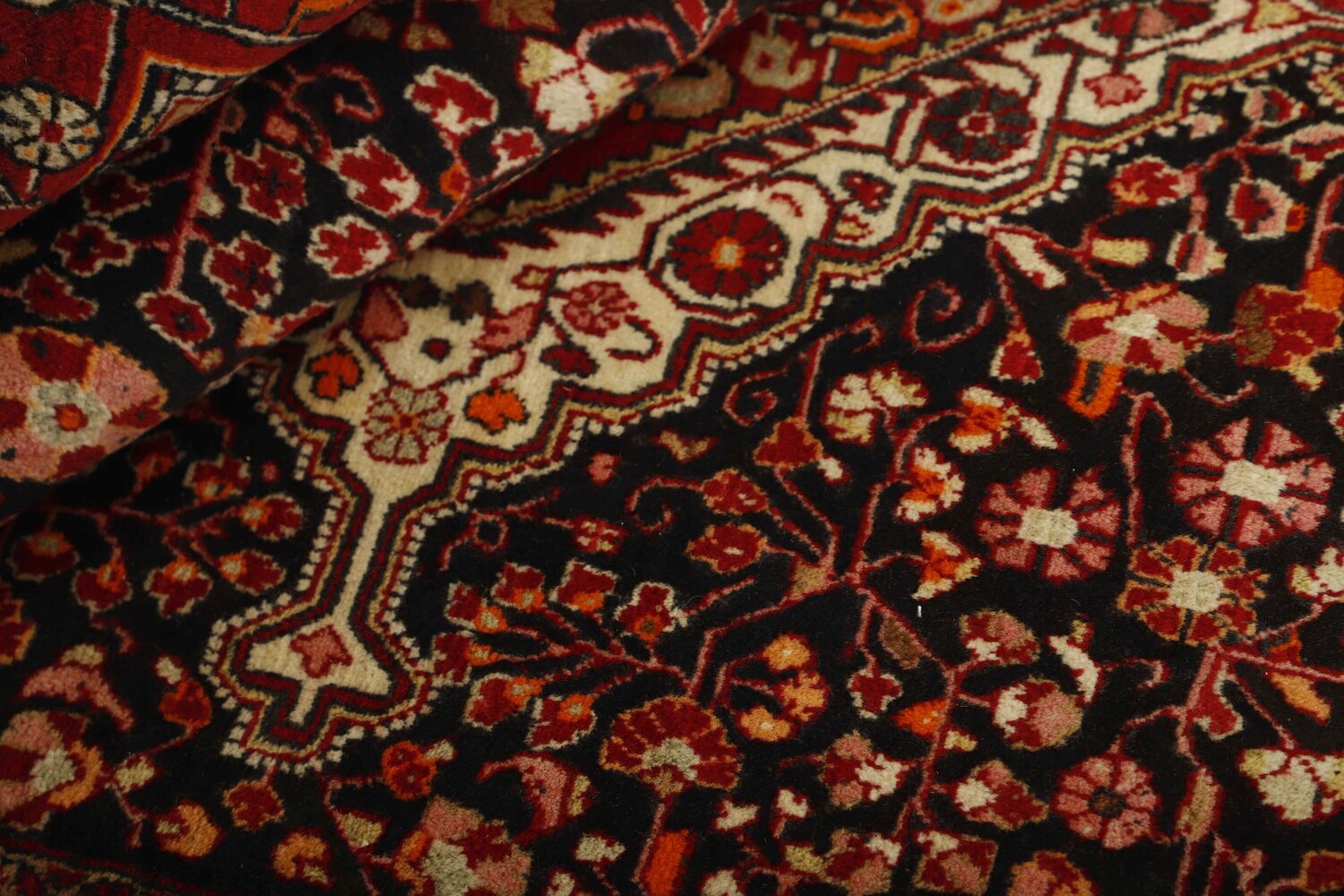 1487844-2.jpg