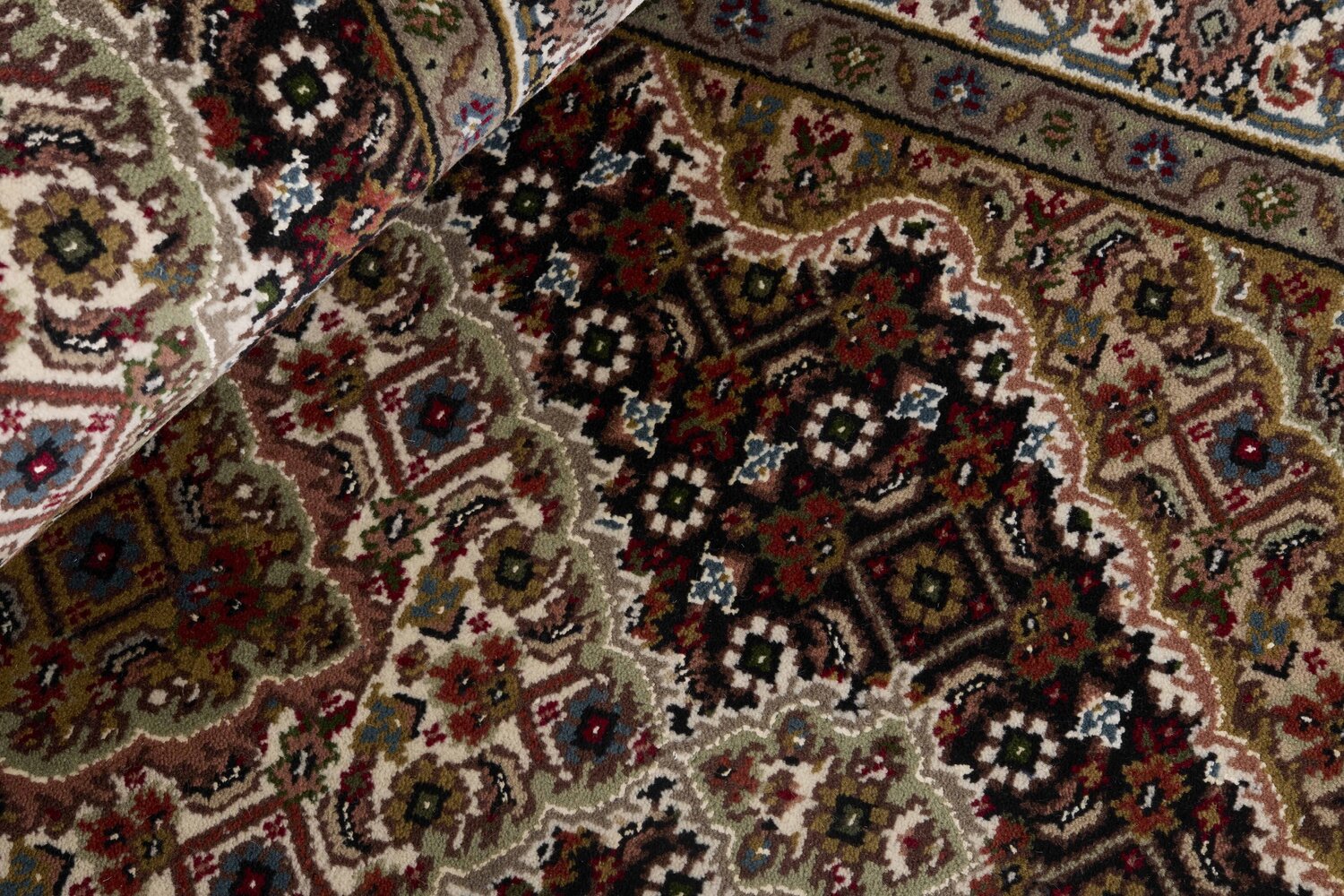 1494462-1.jpg