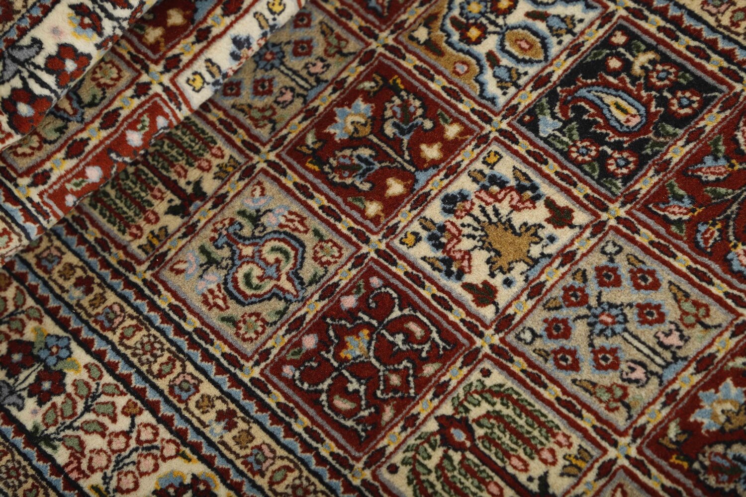 1486209-2.jpg