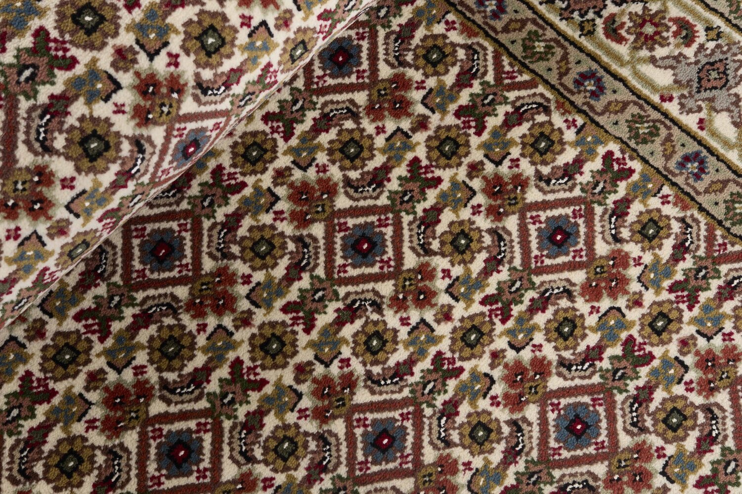 1494461-1.jpg