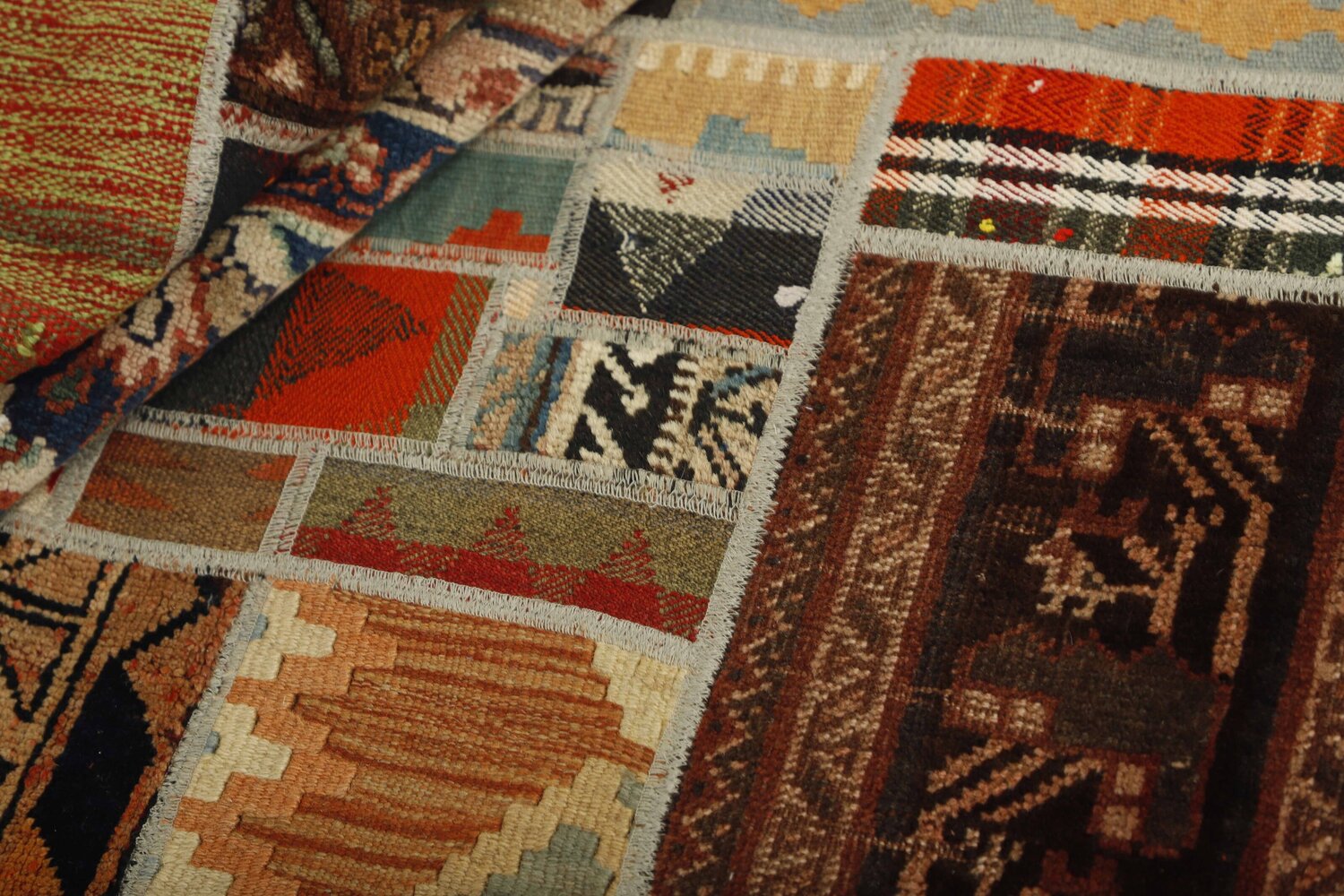 1486996-2.jpg