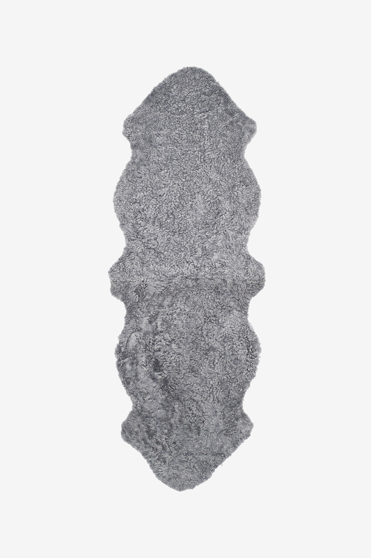 Curly charcoal grey 2 silver